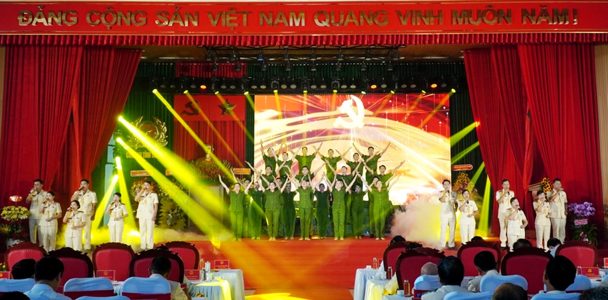 Bộ ảnh lễ kỷ niệm 80 năm Ngày thành lập CAND tại tỉnh Tây Ninh