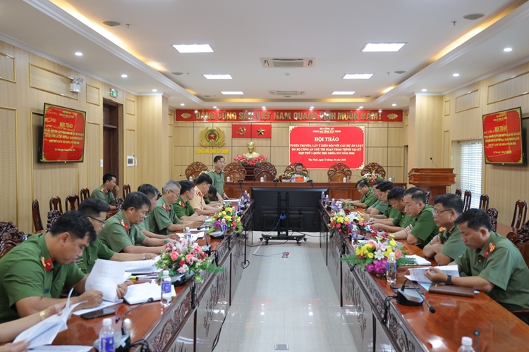 Công an Tây Ninh tổ chức lấy ý kiến các dự án Luật do Bộ Công an chủ trì soạn thảo trình tại kỳ họp thứ 2, Quốc hội khóa XVI