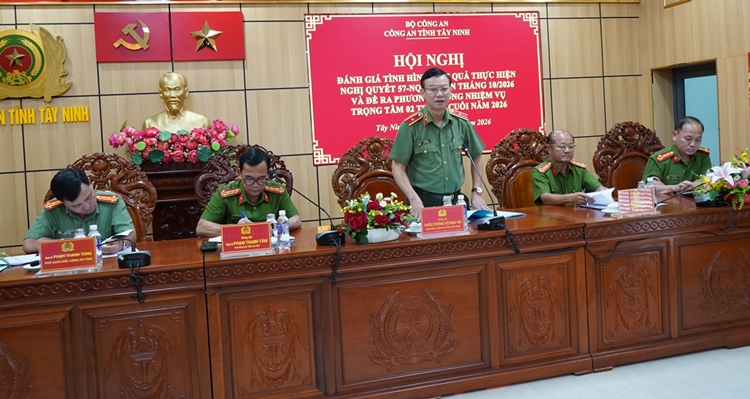 Công an Tây Ninh đánh giá kết quả thực hiện Nghị quyết 57-NQ/TW, tập trung tháo gỡ điểm nghẽn chuyển đổi số