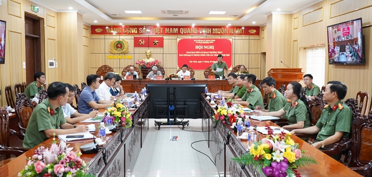 Cơ quan thường trực Ban Chỉ đạo 57 Trung ương giao ban với Thường trực Ban Chỉ đạo 57 các tỉnh, thành phố