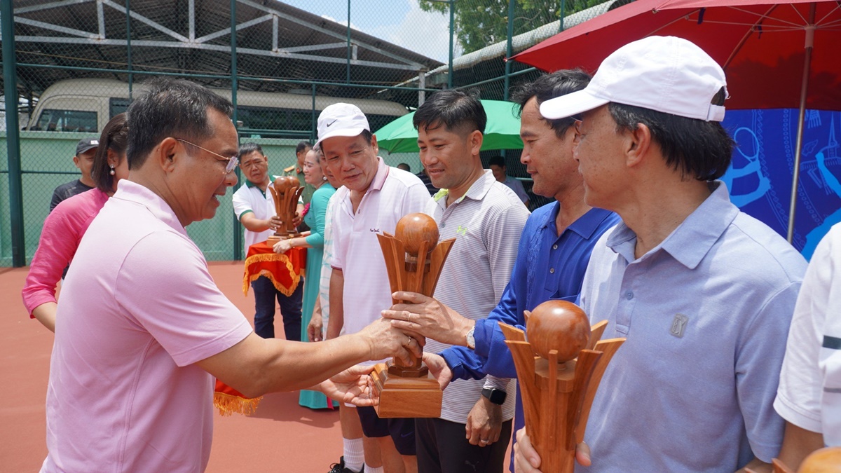 Công an tỉnh Long An tổ chức giải Quần vợt năm 2023